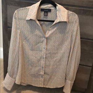 Jones wear blouse